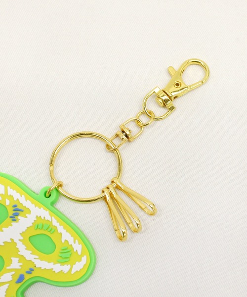 RNA（アールエヌエー） キーホルダー E5049 Rリーゼントチャーム