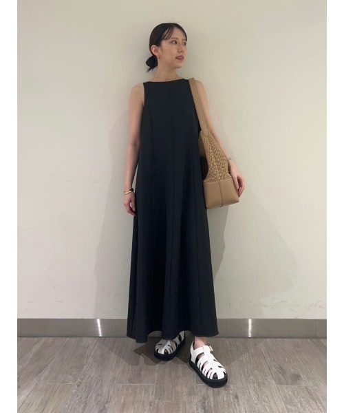 Mila Owen（ミラオーウェン） ワンピース ドライタッチサテンソリッド