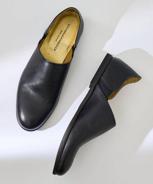 アルフレッド・バニスター（alfredoBANNISTER）/【サスティナブル】サイドゴア スリッポン alfredoBANNISTER（アルフレッドバニスター） スリッポン