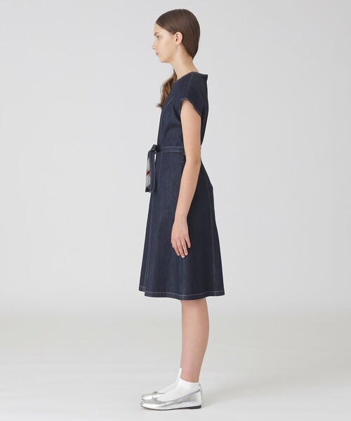 BLUE LABEL CRESTBRIDGE（ブルーレーベルクレストブリッジ