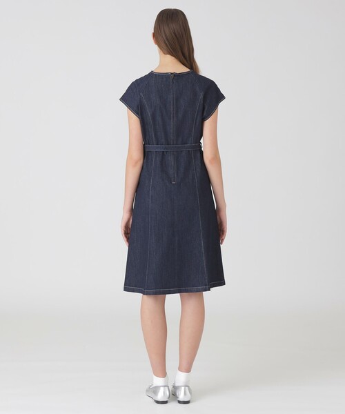 BLUE LABEL CRESTBRIDGE（ブルーレーベルクレストブリッジ