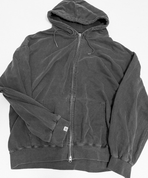 YACA（ヤーカ） パーカー Pigment Zip Parka/ピグメントジップパーカー