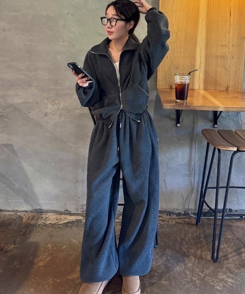 セットアップ ハイネックフリーストラックスーツ レディース