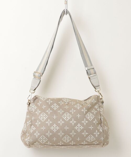 russet(ラシット) ショルダーバッグ美品  - ベージュ×アイボリー×ピンクベージュ ナイロン×レザー Russet - russet(ラシット) ショルダーバッグ - ベージュ×アイボリー