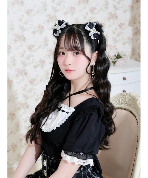 NOEMIE（ノエミー） シュシュ イチゴチャーム付きリボンファーシュシュ