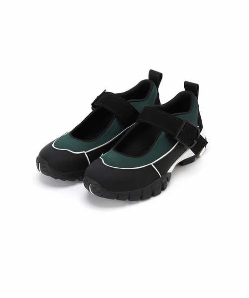 FLAT（フラット） 防水 スニーカー 「追加/WEB+一部店舗限定」GRISE