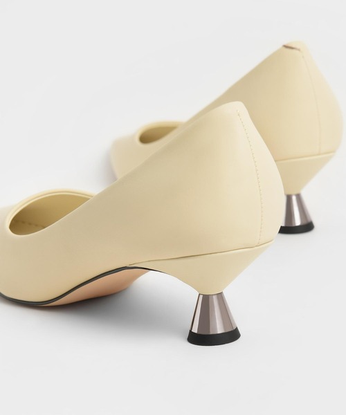 美品⭐︎CHARLES & KEITH スプールヒールパンプス CHARLES ＆ KEITH パンプス スプールヒール / Spool Heel Pumps