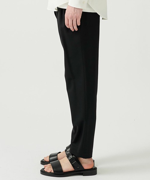 UNITED TOKYO スラックス WOOL CORDURA TWO TUCK PANTS｜撥水性