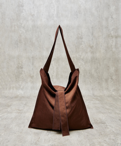 ITTI（イッチ） ショルダーバッグ イッチ / MARY INSIDE OUT TOTE - L