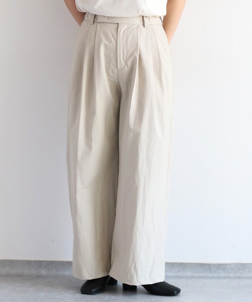未使用　me　 ホワイト ストレートパンツ cepo（セポ） パンツ 「低身長/高身長サイズあり」スリータック