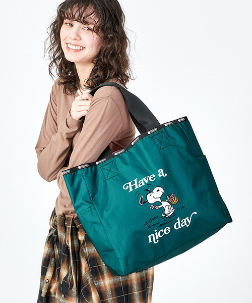 すぐ届く【LESPORTSAC】スヌーピーアンドギャング トート LeSportsac トートバッグ LG REVERSIBLE TOTE スヌーピーアンド