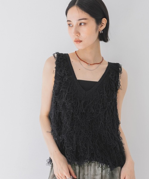 JEANASIS フリンジ付きニットベスト　ブラック JEANASIS ジーナシスフリンジ付きブラックニットベスト