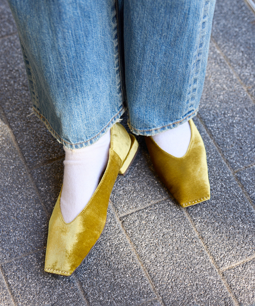 LE TALON（ル タロン） シューズ スクエアスタッズバブーシュ