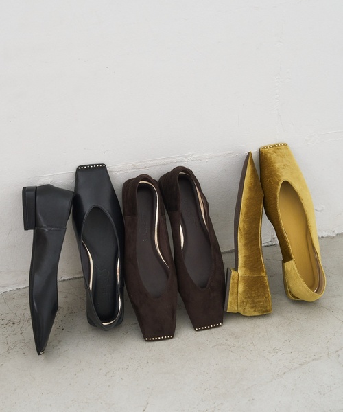 LE TALON（ル タロン） シューズ スクエアスタッズバブーシュ