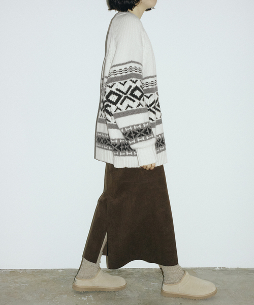 新品未使用MaxMara SERRAライトグレーリバーシブルケープ ブローチ付き