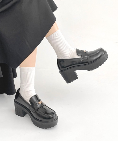 Shoes in Closet（シュークロ） ローファー 厚底 ヒールアップ コイン