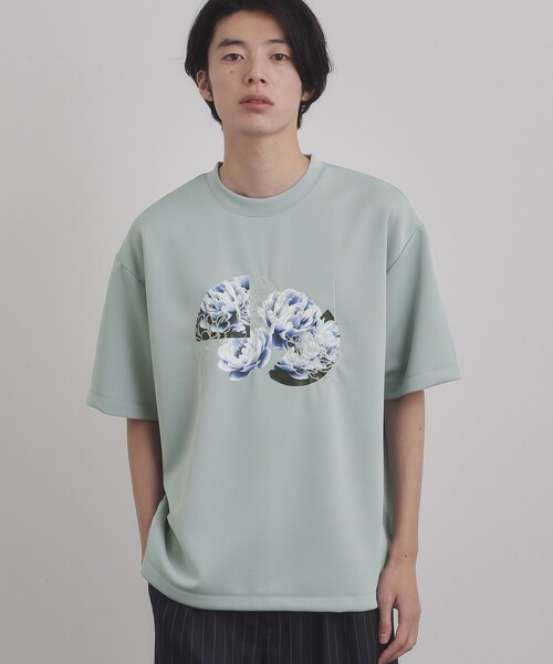 tk.TAKEO KIKUCHI（ティーケータケオキクチ） tシャツ フラワー