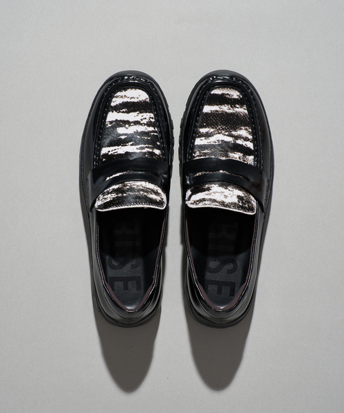 FLAT（フラット） ローファー 「追加/WEB+一部店舗限定」GRISE VIBRAM