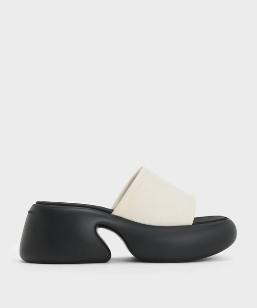 サンダル・ミュール CORDA SANDAL (SOFT BLACK) CHARLES ＆ KEITH サンダル ストラッピー クリートソール