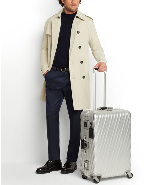 TUMI（トゥミ） スーツケース 19 DEGREE ALUMINUM ショート・トリップ