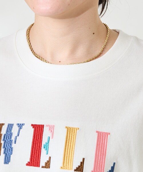 tシャツ 「直営店限定」GRAFFITI  EMB T-SHIRT/グラフィティー刺繍Tシャツ レディース Amazon.co.jp: [アヴィレックス] GRAFFITI EMBROIDERY T-SHIRT