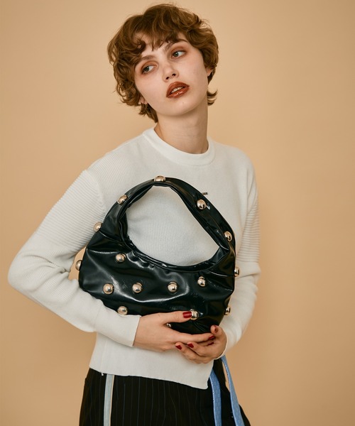 スタッズ装飾付きショルダーバッグ uyu. ハンドバッグ スタッズ付きワンショルダーバック : ZOZOTOWN