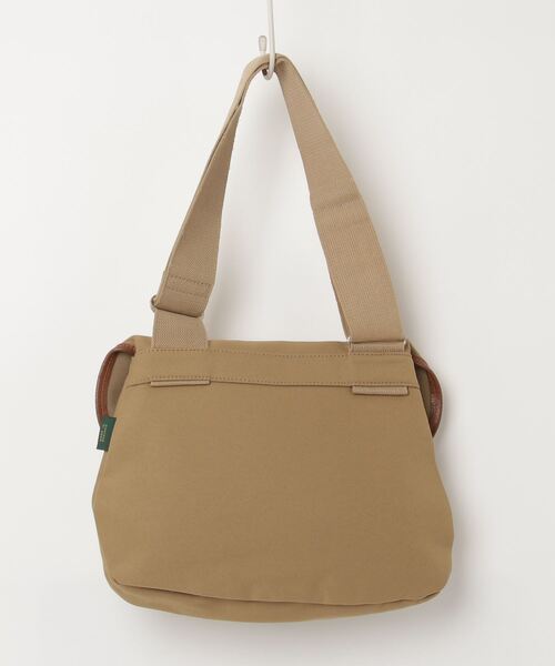 Brady ショルダーバッグ ベージュ bradyブレディ ショルダーバッグ