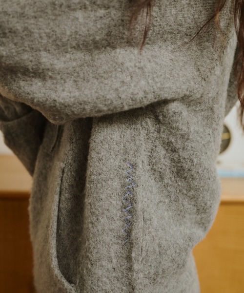 common gull products. ニット セーター うろこ雲なニットフーディー