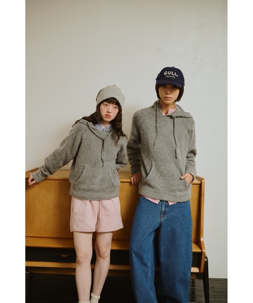 common gull products. ニット セーター うろこ雲なニットフーディー