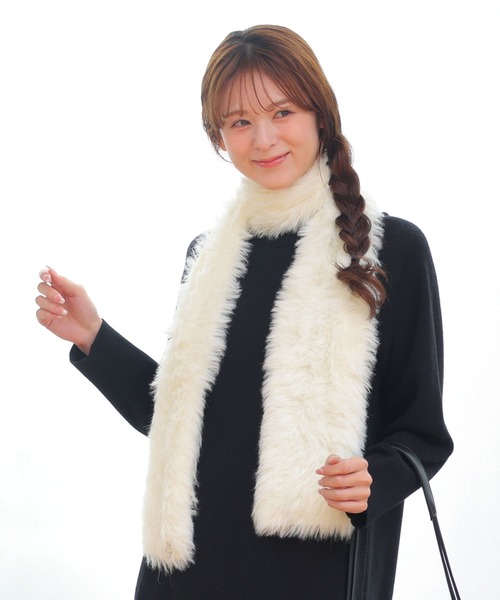 MARY QUANT（マリークヮント） マフラー ストール マリークワント