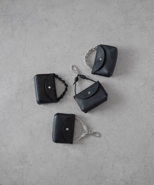 SENTI（センティ） ポーチ 「 」SHRINK LEATHER CHAIN HANDLE POUCH