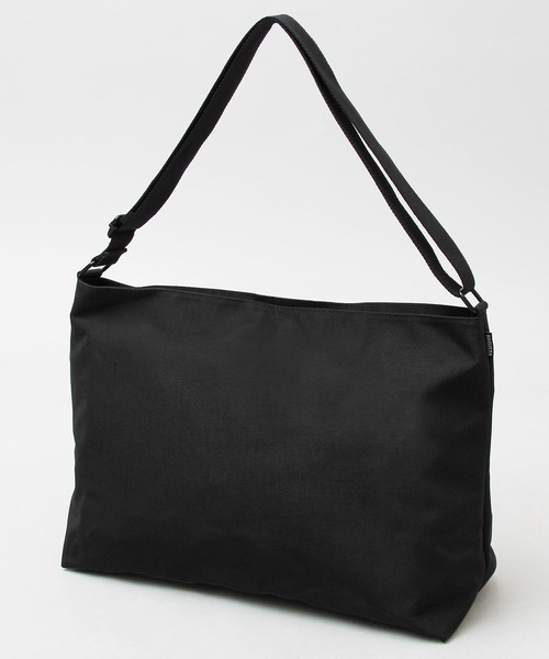 REGiSTA（レジスタ） ショルダーバッグ シンプルデザイン ビッグ