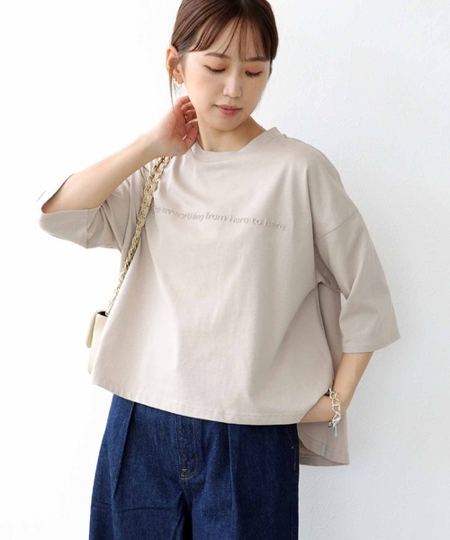 tシャツ エンボスロゴショート丈Tシャツ レディース