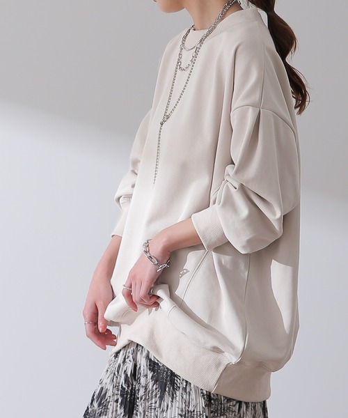 トレーナー スウェット different material tuck sleeve pullover レディース HUG.U トレーナー スウェット 袖タックトレーナー レディース