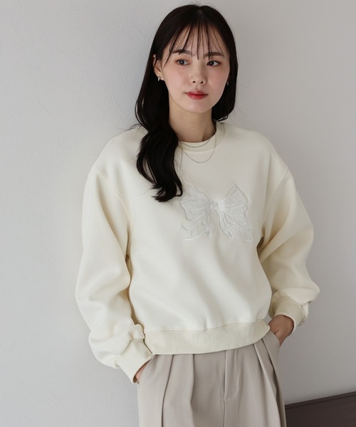 GNEMOAH リボン刺繍スウェット chuclla｜リボン刺繍ルーズスウェット FQ24S026【Fano Studios