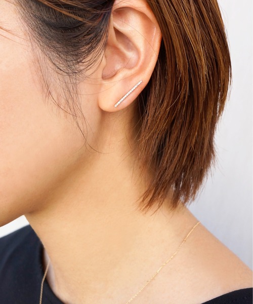 ピアス 「anq.」PT950/900・ダイヤモンド0.1ct  バーポストピアス レディースの画像