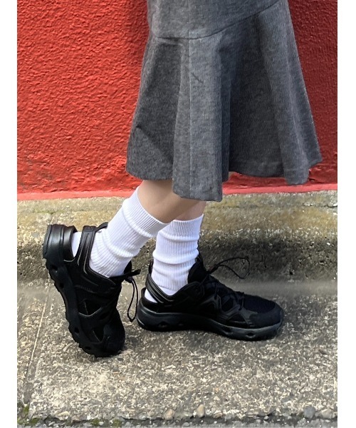 FILA サンダル SLEEK WAVY SD レディース メンズ : ZOZOTOWN