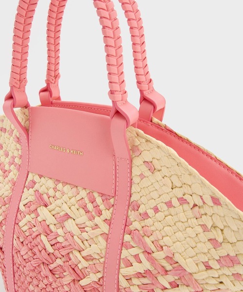 CHARLES & KEITH シャリア ラフィアウーブンバケツ CHARLES & KEITH｜Shalia シャリア ラフィアウーブンバケツ
