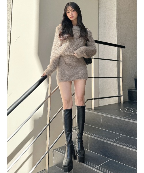 GYDA（ジェイダ） ワンピース オフショルデザインシャギーニット