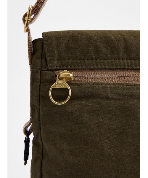 【美品 希少】Barbour バブアー　ショルダーバッグ ブラウン キャンバス Barbour バブアー ショルダーバッグ ブラウン キャンバス - メルカリ