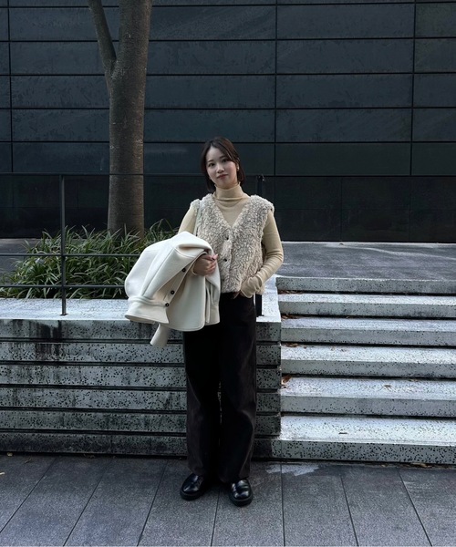 lawgy Vボアシンプルベスト lawgy（ラウジー） ベスト ジレ v boa simple vest / vボアシンプル