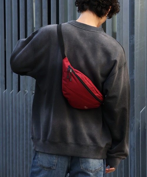 MEI（メイ） ウエストポーチ 「MEI/メイ」STANDARD MOON SHOULDER/ロゴ