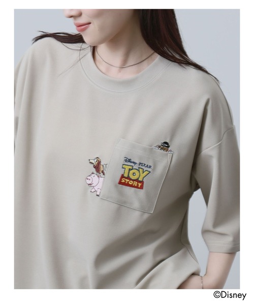Disney（ディズニー） tシャツ PIXAR / トイ・ストーリー ポケット刺繍