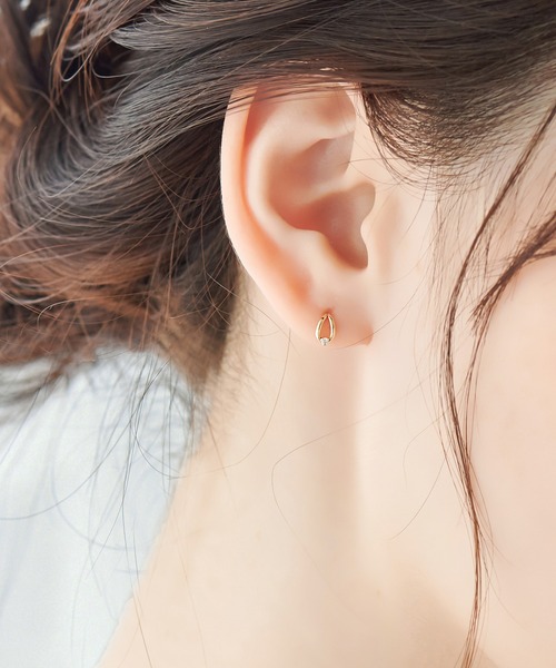 Phoebe ピアス（石素材：ダイヤモンド）｜レディースアクセサリー