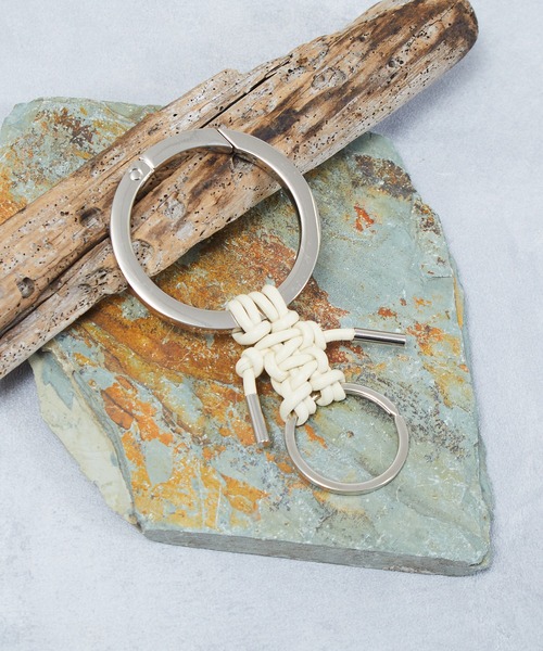ITTI キーホルダー イッチ / CRISTY KNOTMAN RING ノットマン