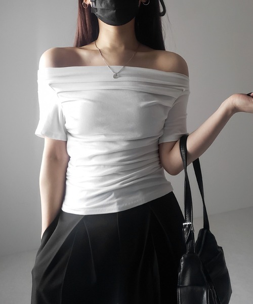 3色カジュアル ワンショルダーレターロゴ ルーズ 半袖 Tシャツ ワンショルダー Tシャツ ストラップ チェーン付き 肩出し