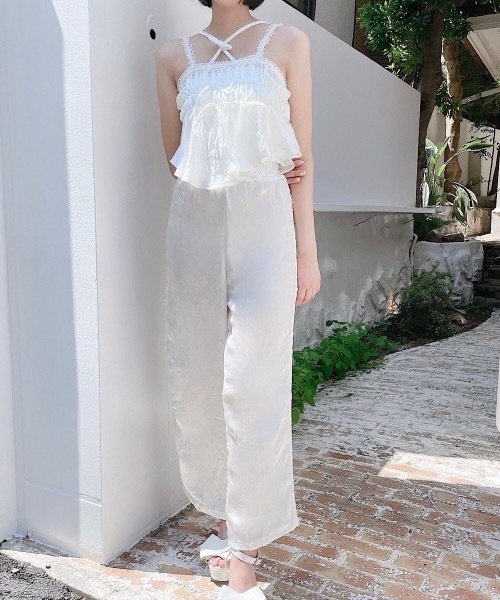 lilLilly（リルリリー） パンツ ランジェリーサテンジャージパンツ