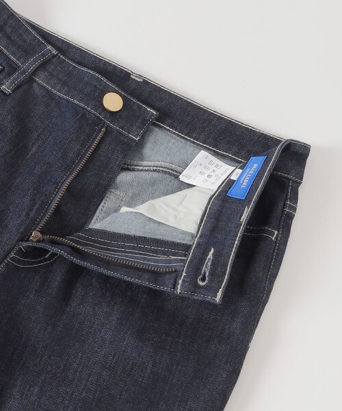 BLUE LABEL CRESTBRIDGE（ブルーレーベルクレストブリッジ） ジーンズ