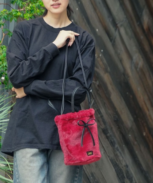 Lee（リー） ショルダーバッグ バッグ 「Lee/リー」フェイクファー巾着