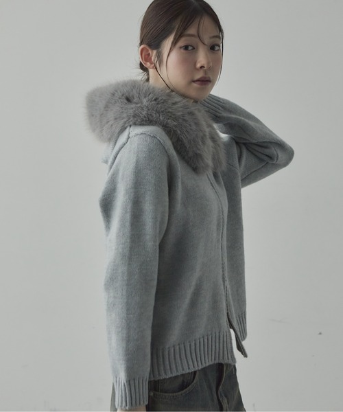 極美品✨フォクシー HoodieFanニットパーカー ダブルジップ アイスブルー 極美品✨フォクシー HoodieFanニットパーカー ダブルジップ アイスブルー